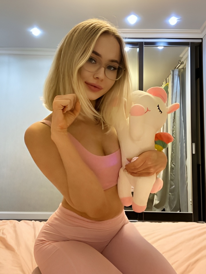 Диана привлекальеная девушка из Комсомольска-на-амуре цена от 2000 руб