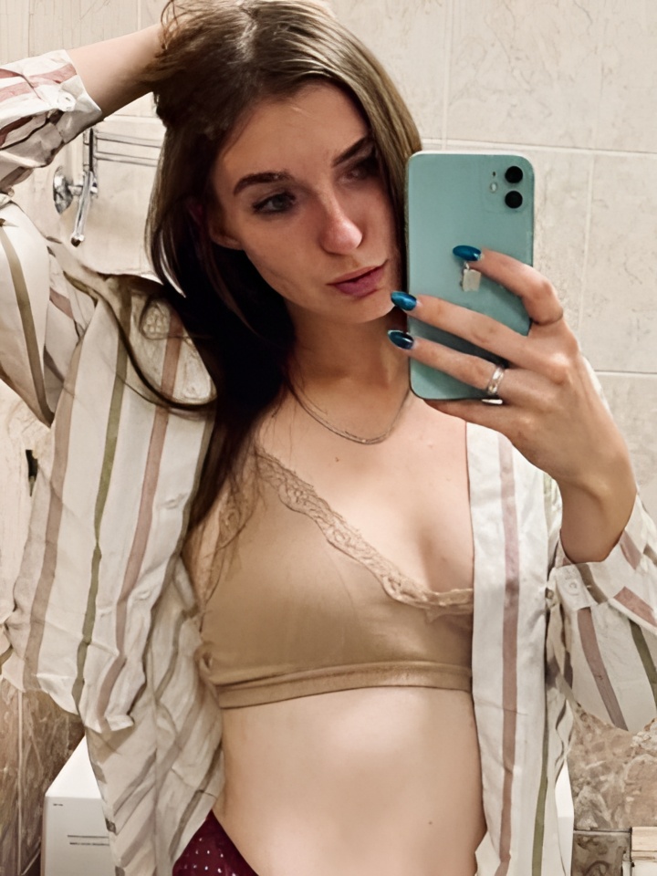 Индивидуалка Лаура, доступна для личного знакомства от 5000 руб