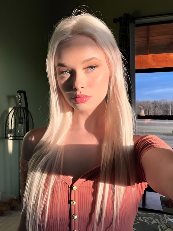 Раиса привлекальеная девушка из Комсомольска-на-амуре цена от 10000 руб