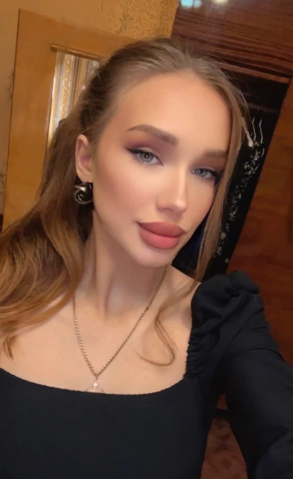 Машка привлекальеная девушка из Комсомольска-на-амуре цена от 3000 руб