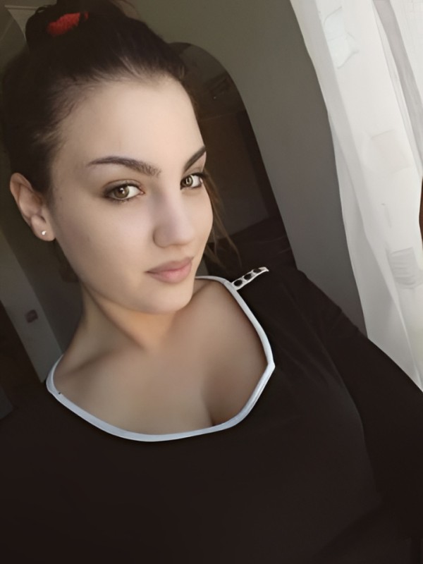 Анюта привлекательная девушка из Комсомольска-на-амуре цена от 10000 руб