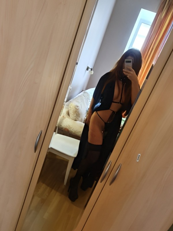 Лина привлекательная девушка из Комсомольска-на-амуре цена от 5000 руб