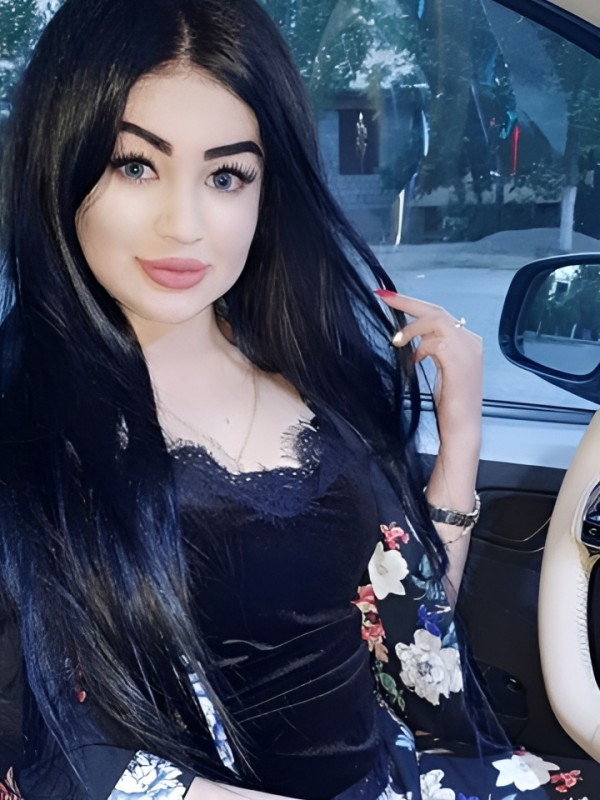 Юлия привлекательная девушка из Комсомольска-на-амуре цена от 2000 руб