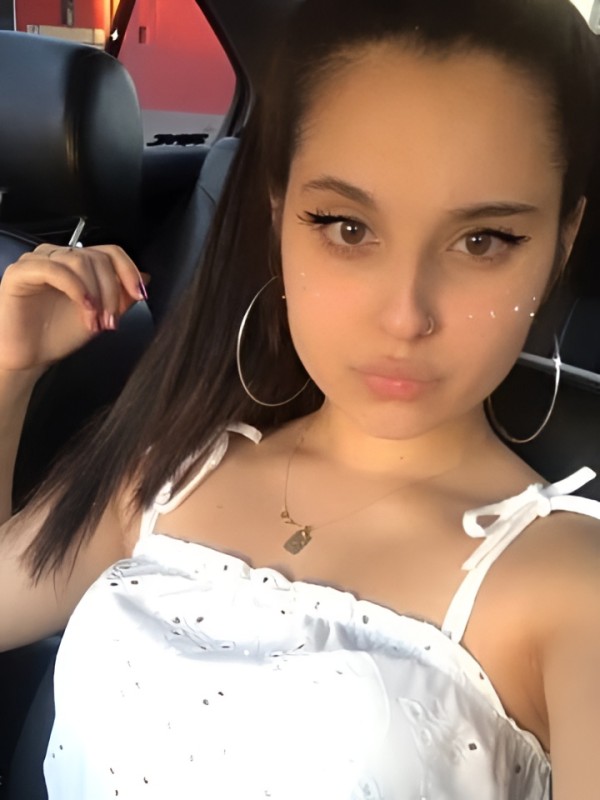 Жоржина привлекательная девушка из Комсомольска-на-амуре цена от 3000 руб