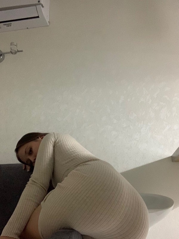 Ольга привлекательная девушка из Комсомольска-на-амуре цена от 3500 руб