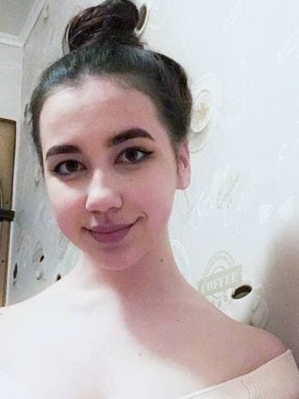 Ульяна привлекательная девушка из Комсомольска-на-амуре цена от 3000 руб